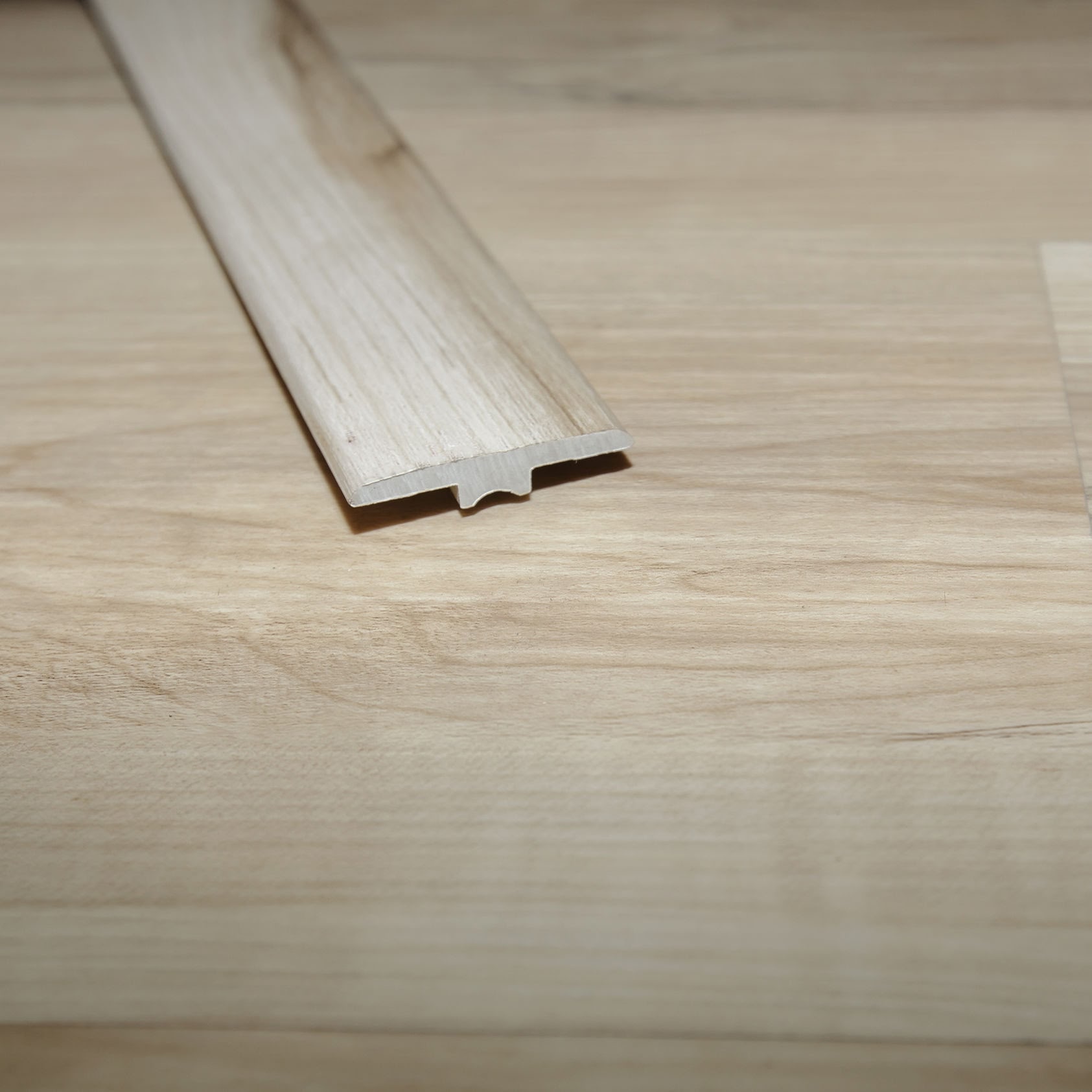 Tristao T-Molding - Image 3